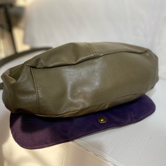 Target boho Crossbody purse, olive color - Picture 5 of 12